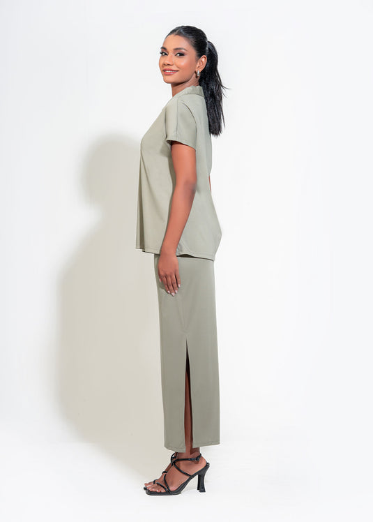 Basic top with collar