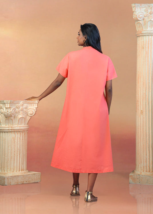 Maxi dress with front pleat