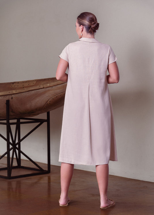 Cuban collar dress with front pleat