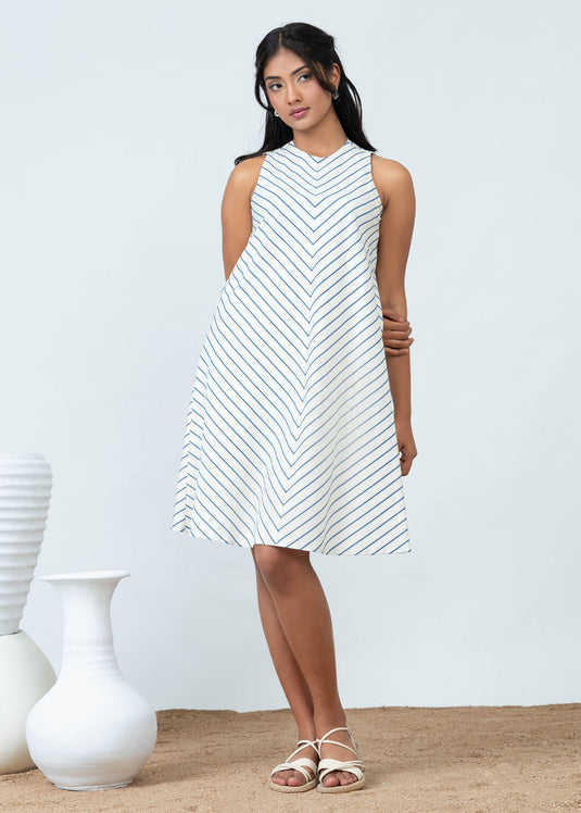 Sleeveless Round Neck Short Dress