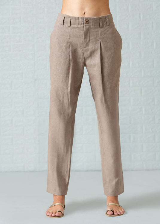 Basic tailored pant with pleats