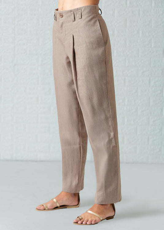 Basic tailored pant with pleats