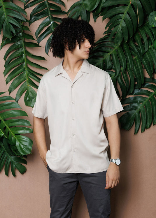 Detailed Back Print S/S Shirt