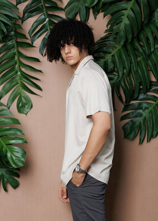 Detailed Back Print S/S Shirt