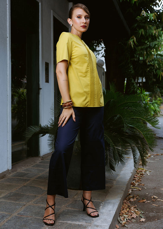 Short sleeve blouse with pintuck detail