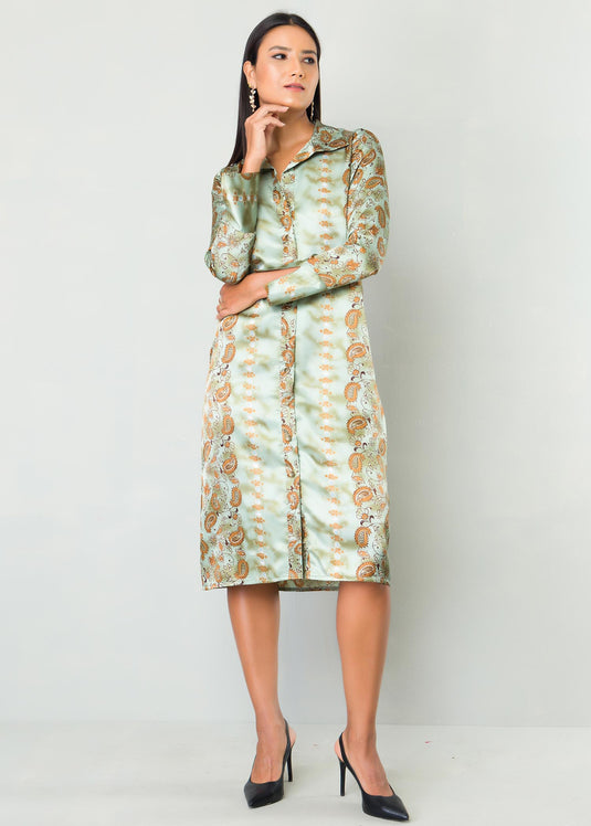 Shirt dress with large cuff