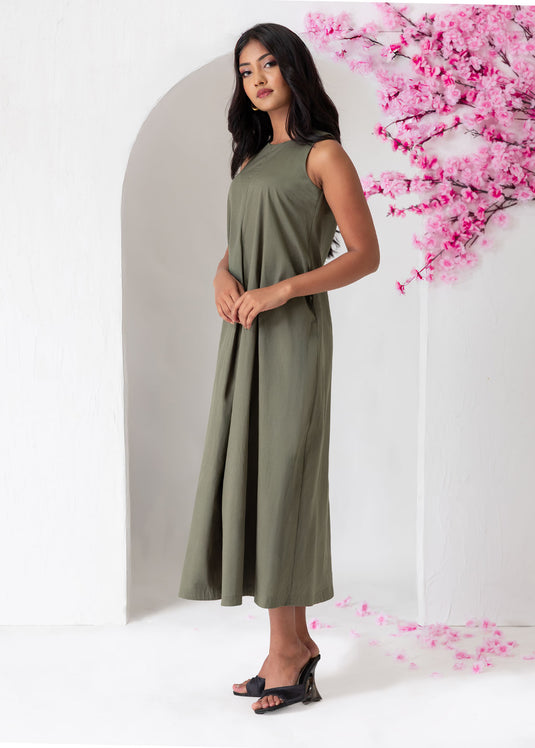 Sleeveless Midi Dress With Front Pleat