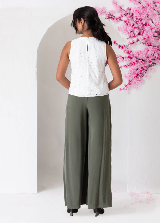 Sleeveless Cutlon Crop Top