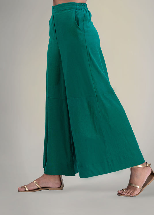 Wide leg pant with elasticated back