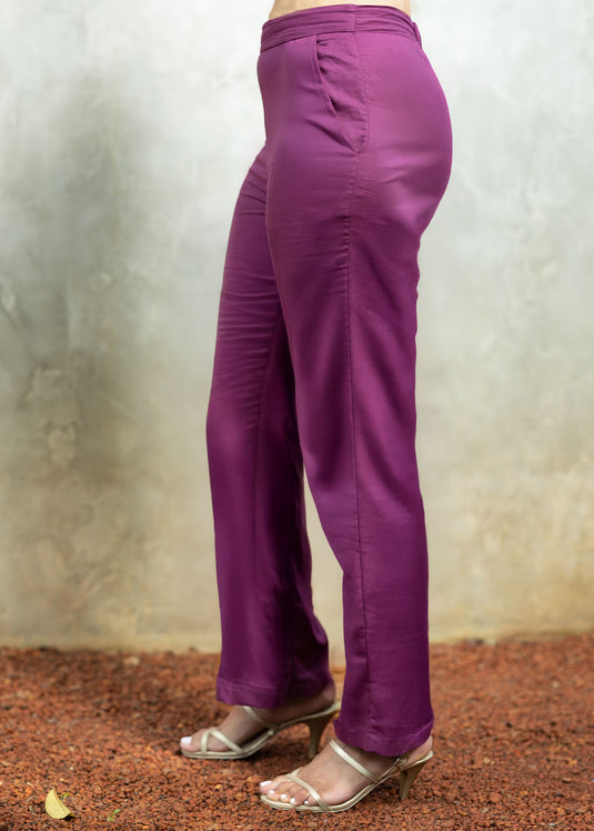 Basic pant with elasticated back