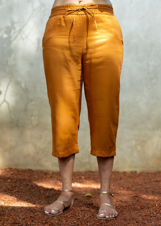 Draw Cord Three Quarter Pant