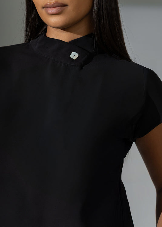 Extended shoulder blouse with wide neck band