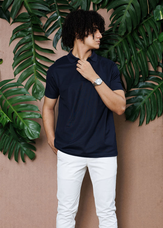 Polo shirt with a print in collar