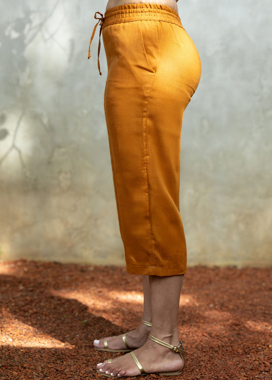 Draw Cord Three Quarter Pant