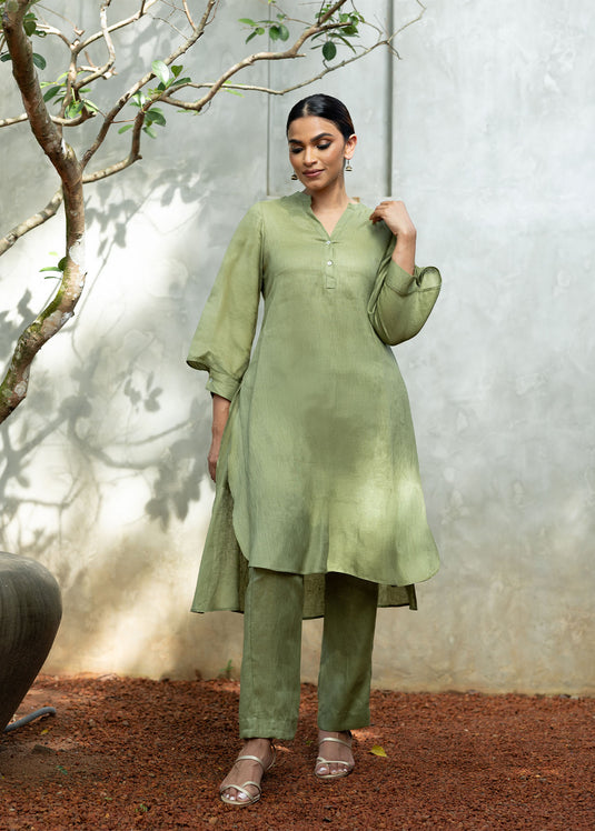 Long length kurtha top with sleeve detail