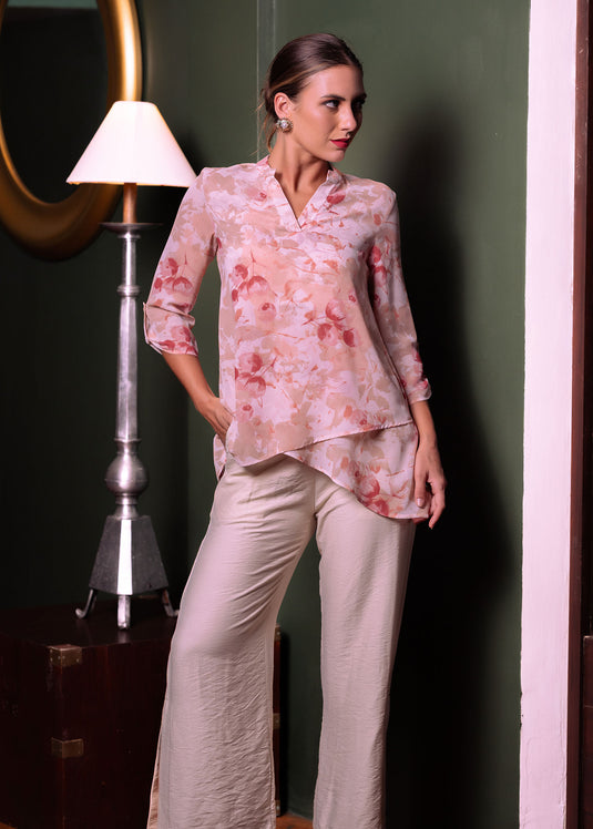 Printed tulip hem blouse