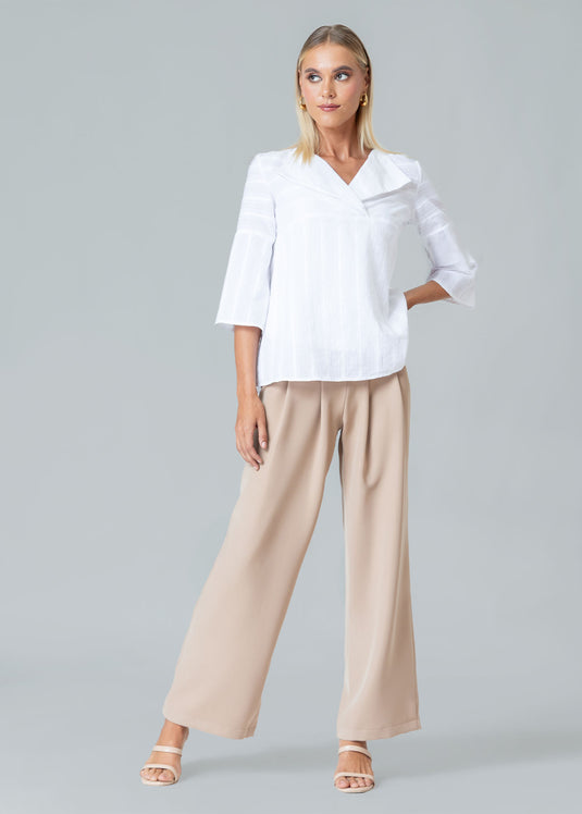 Boxy top with neck detail