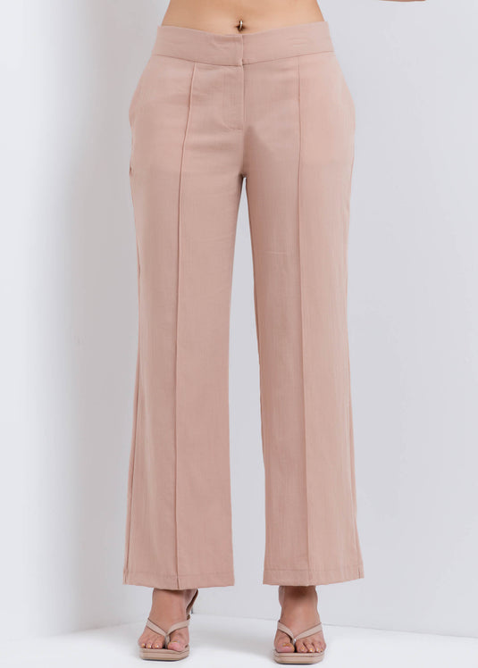 Wide Leg Pant With Pin Tuck Detail