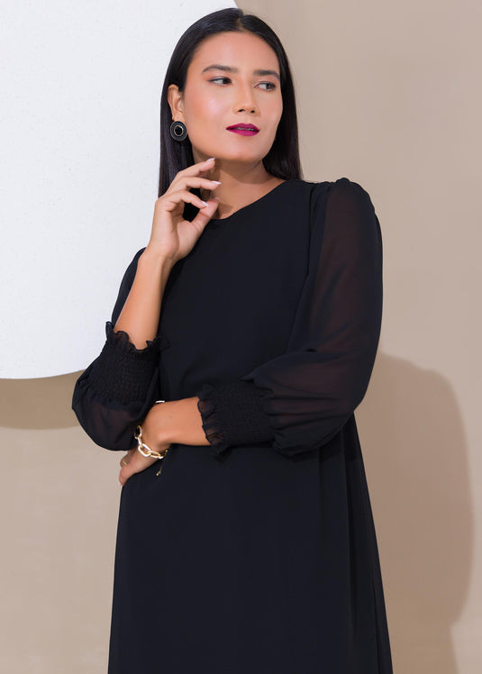 Shift dress with smocked cuff