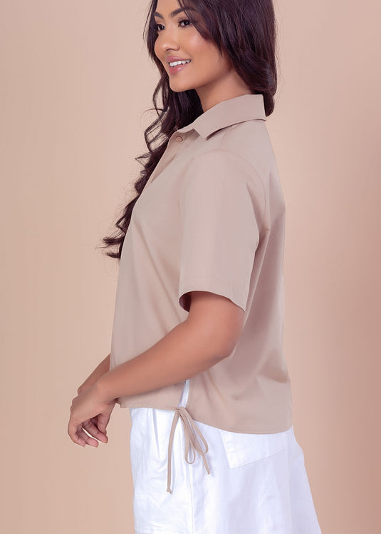 Short sleeve shirt with tie detailing