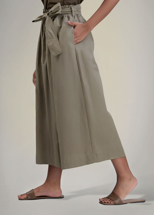 Elasticated waist culotte pant with belt