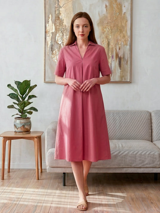 V neck dress with collar and front pleat