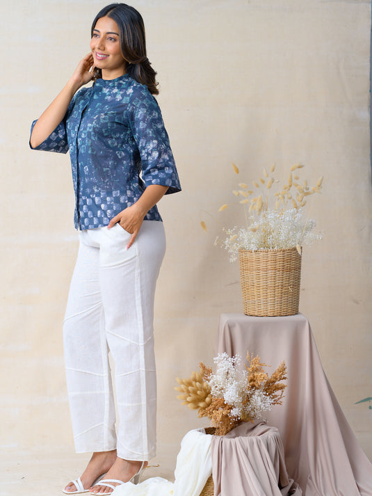 Cuff detailed bell sleeve batik top
