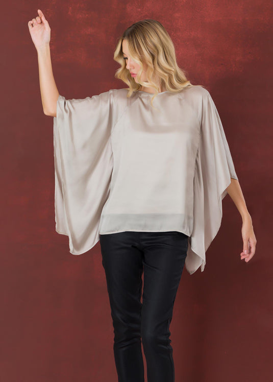 Kaftan top with raglan sleeve