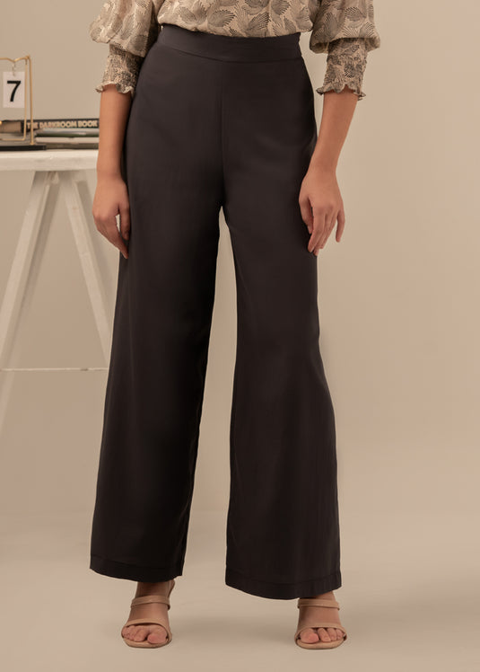 Wide led high waisted pant