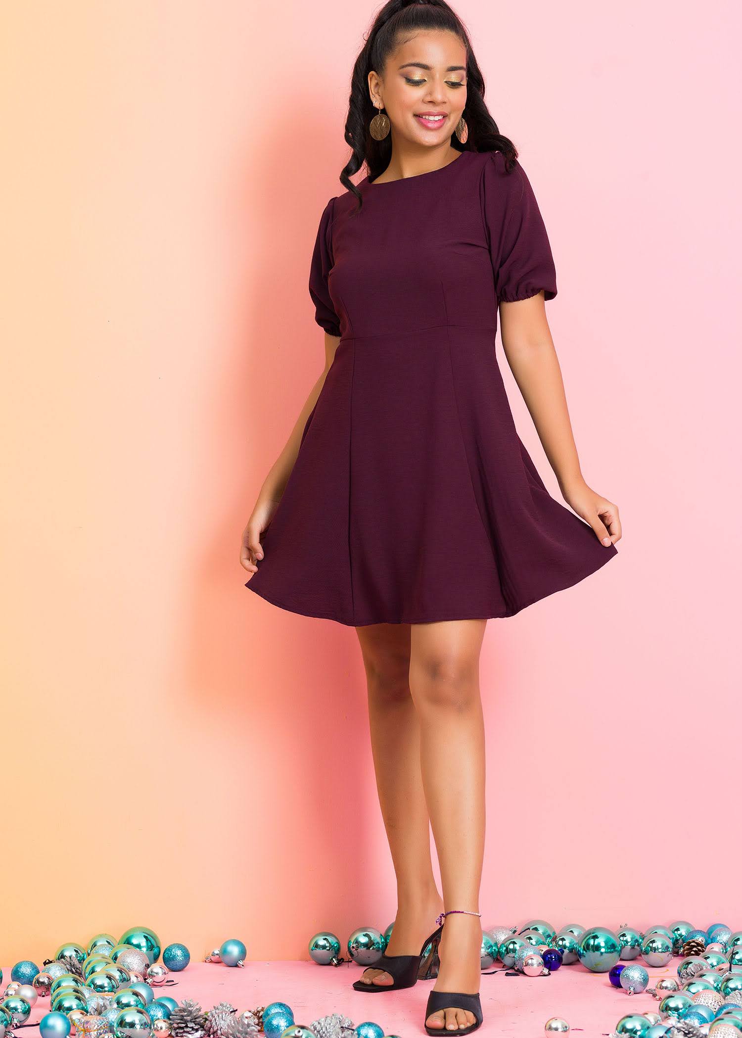 Puff sleeve semi fitted dress