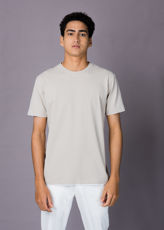 Contrasting detailed S/S T shirt