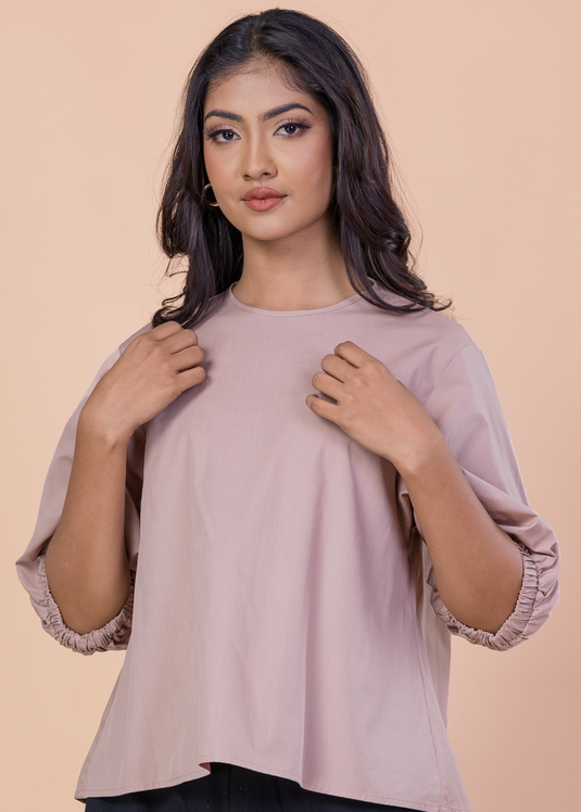 Basic top with puff sleeve