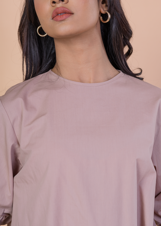 Basic top with puff sleeve