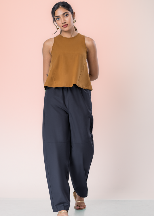 Sleeveless Basic Crop Top