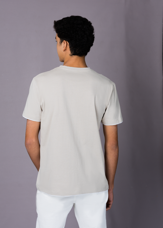 Contrasting detailed S/S T shirt