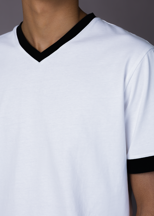 Black ribbed collar T shirt