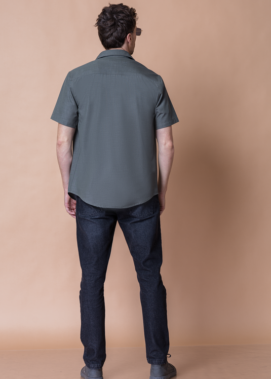 Detailed Chambray Short Sleeve Shirt