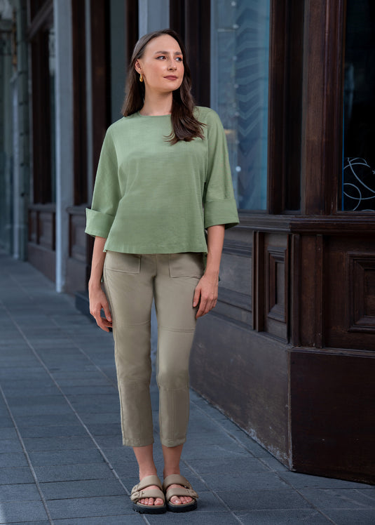 Blouse with big cuff