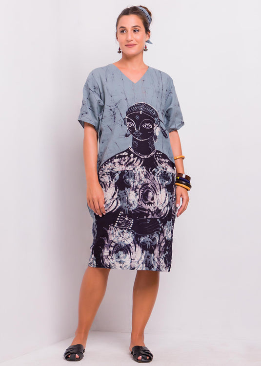 Batik V-Neck Dress Detailed With A Portrait