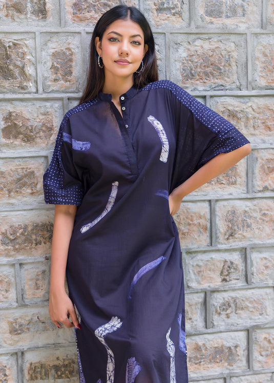Brush stroke batik dress detailed with a cuff