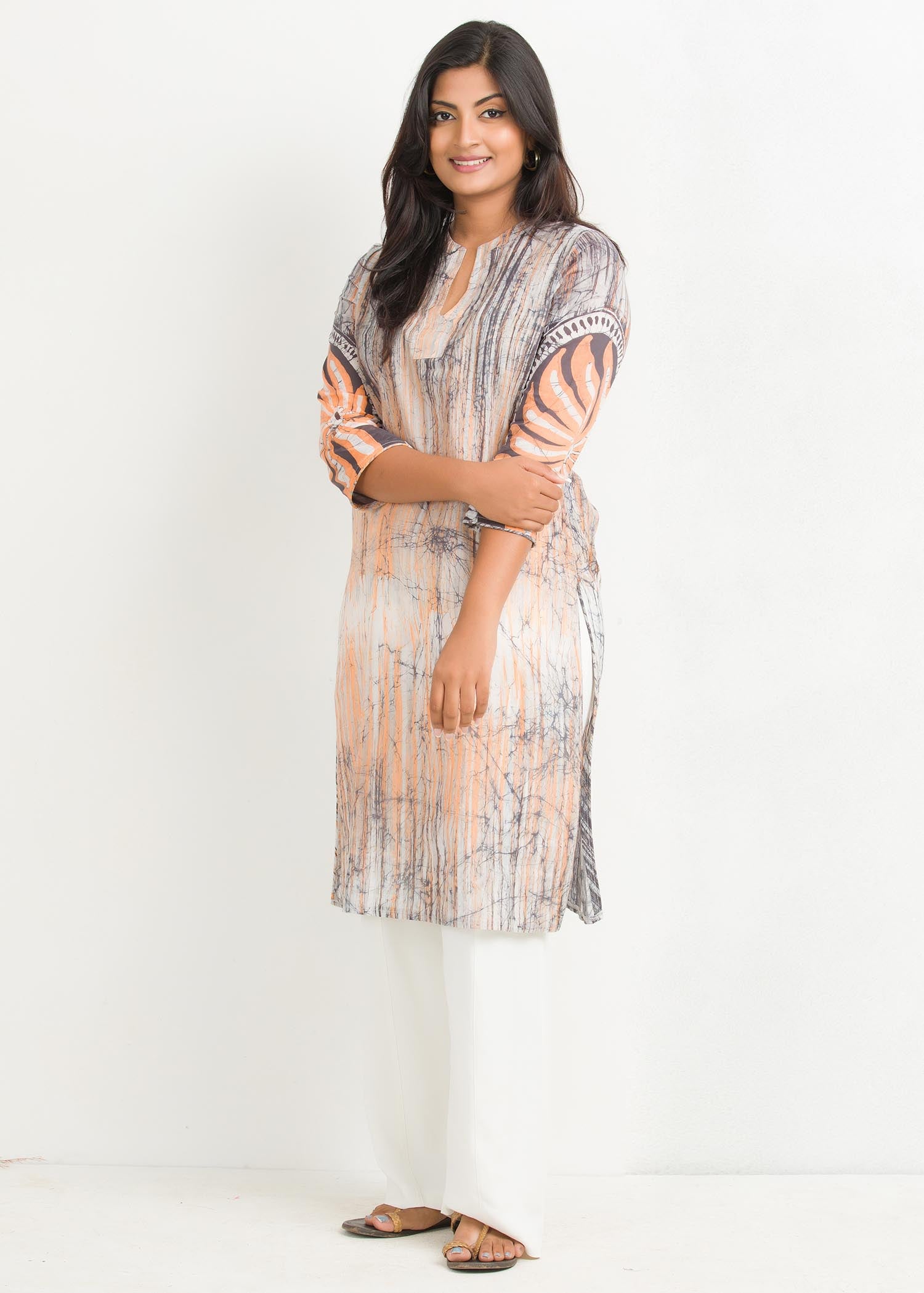 Batik brush marked flral designed kurtha top
