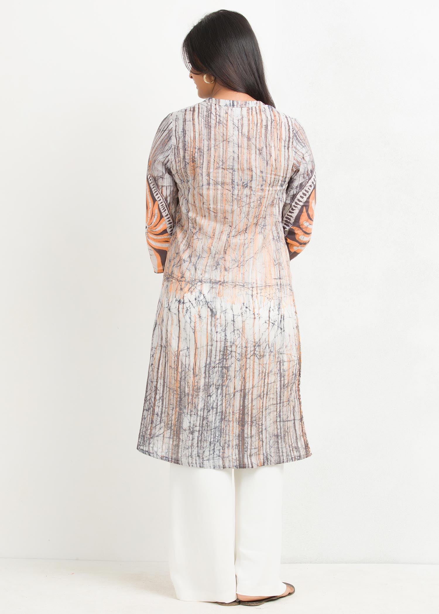 Batik brush marked flral designed kurtha top