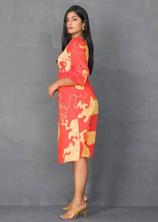 floral detailed arrow neck batik dress