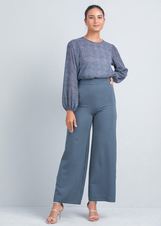 Long sleeve blouse with round neck