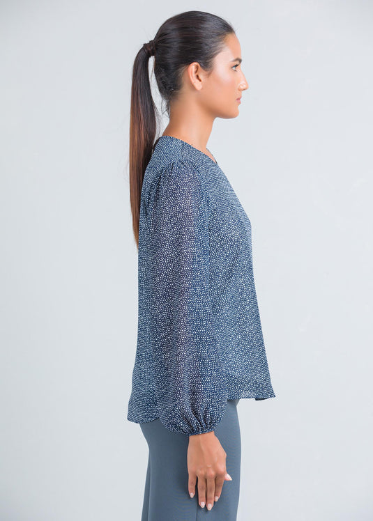 Long sleeve blouse with round neck