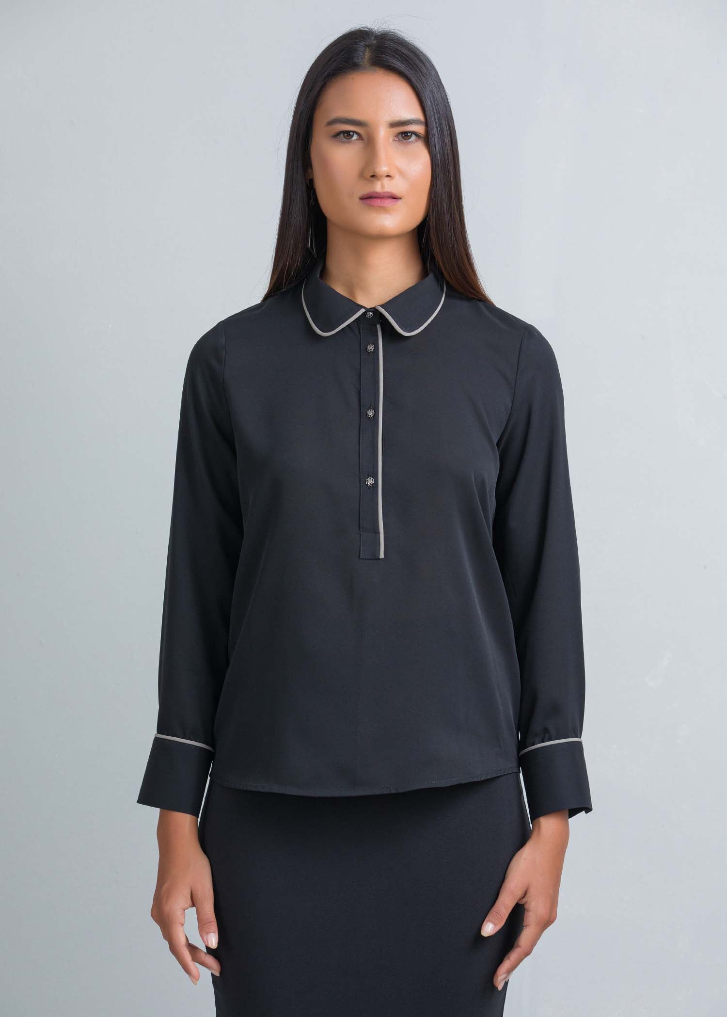 Long sleeve blouse with contrast piping
