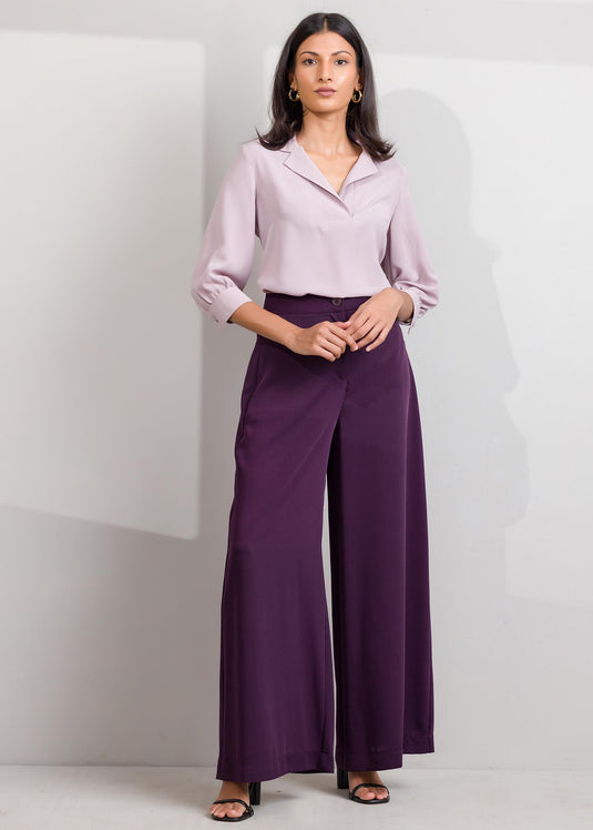 Collar detailed blouse