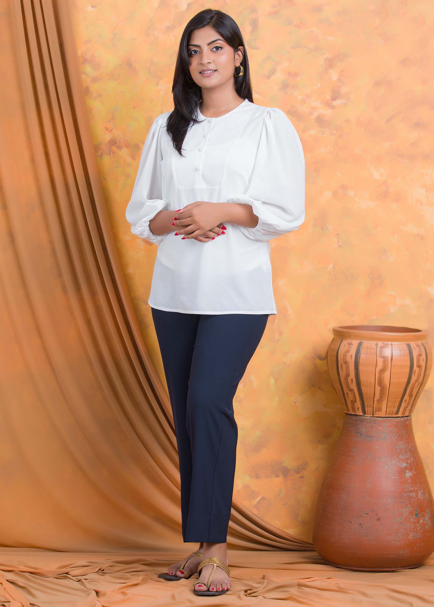 Baloon sleeve blouse with yoke