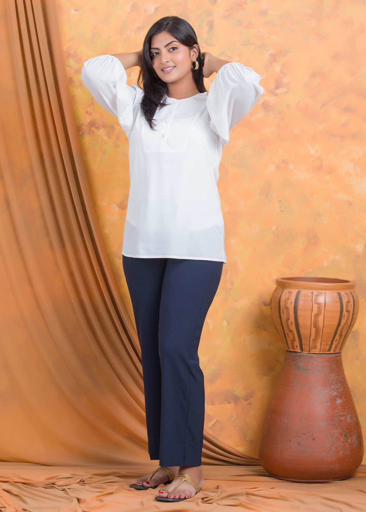 Baloon sleeve blouse with yoke