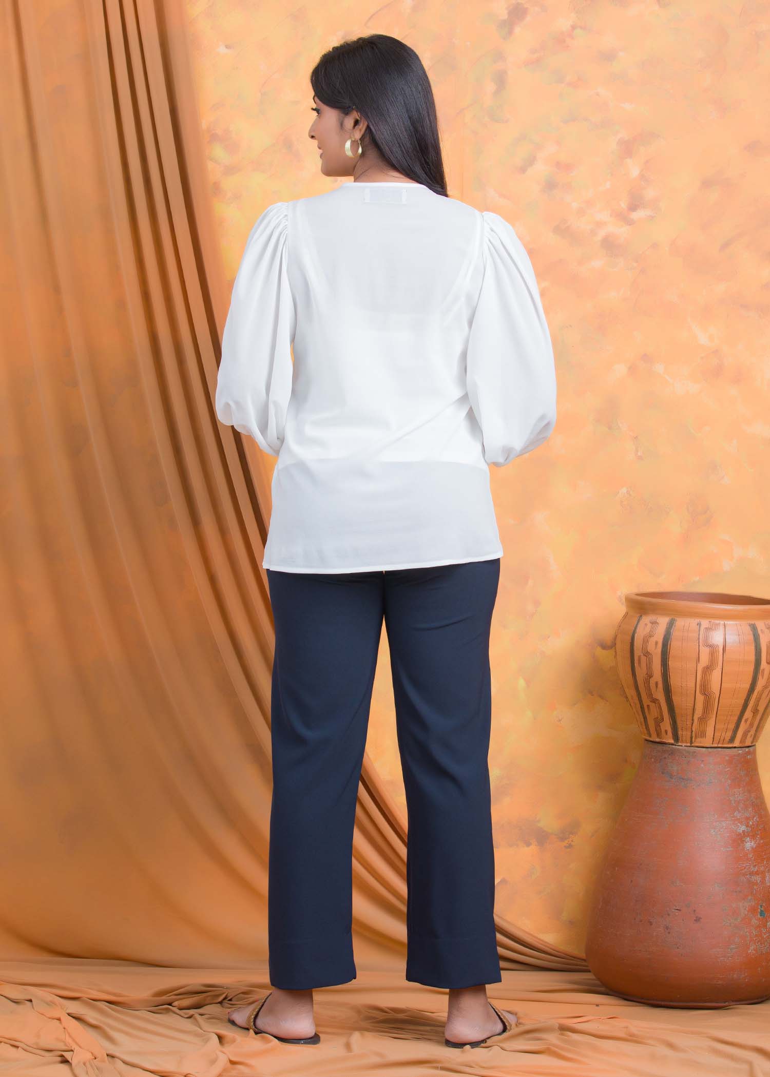 Baloon sleeve blouse with yoke